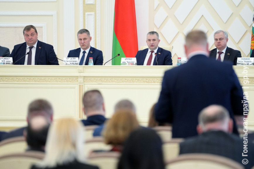 На заседании облисполкома рассмотрели готовность АПК к весенним полевым работам