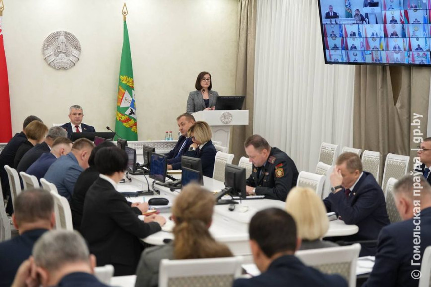 На аппаратном совещании в облисполкоме обсудили вопросы наведения порядка в сельхозорганизациях