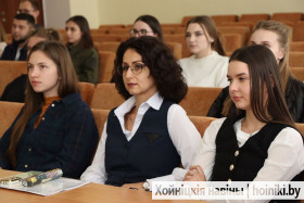 По замечательной традиции в райисполкоме организовали встречу руководства нашего района с молодыми специалистами

