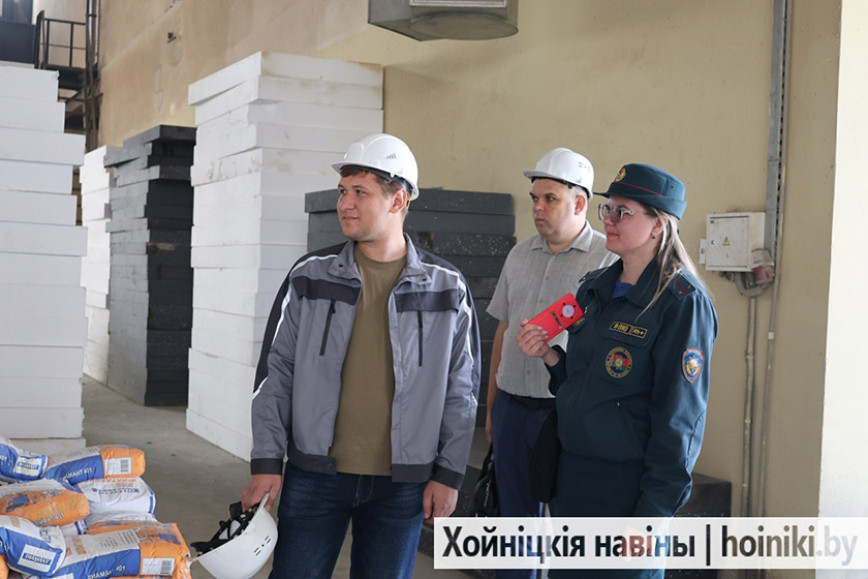 Сегодня мобильная группа райисполкома посетила с мониторингом ряд предприятий района: завод ЖБИ, лесхоз и машинно-тракторный парк КСУП «Судково»