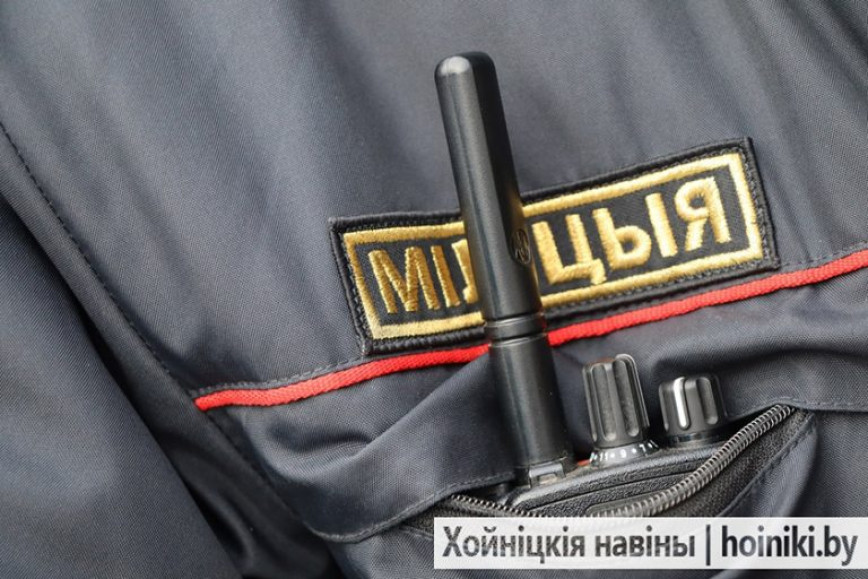 Без внимания не оставляют: милиционеры навещают пожилых земляков