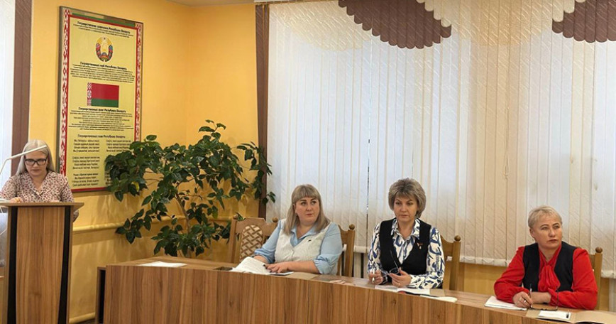 26 ноября председатель районного Совета депутатов, депутат Поселичского сельского Совета депутатов Людмила Рудченко провела личный приём граждан в Поселичском сельисполкоме