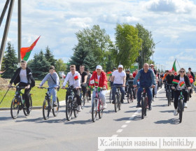 У Хойніках прайшоў велапрабег, прымеркаваны да Дня Незалежнасці