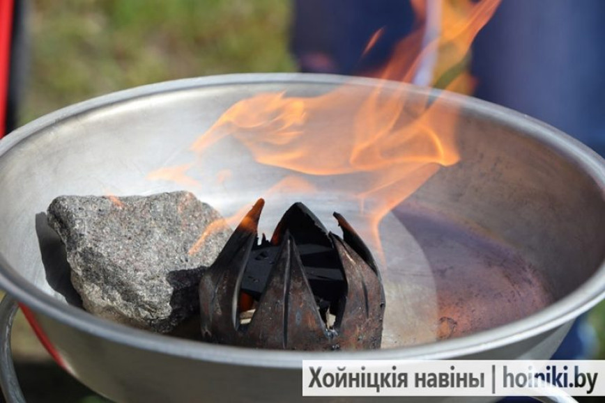 "Мы памятаем!" Хойніцкія сыраробы ініцыявалі патрыятычную акцыю "Чаша Перамогі»