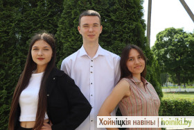 Медалісты-2025: ішлі да запаветнай узнагароды з 9 класа. На Хойнікшчыне рэкордная колькасць выдатнікаў