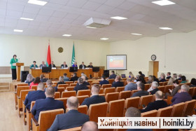 Сёння ў Хойніках адбылося пасяджэнне раённага выканаўчага камітэта