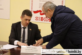 Пытанні вырашаюцца ў рабочым парадку: старшыня райвыканкама Дзмітрый Шпігановіч правёў сёння асабісты прыём грамадзян